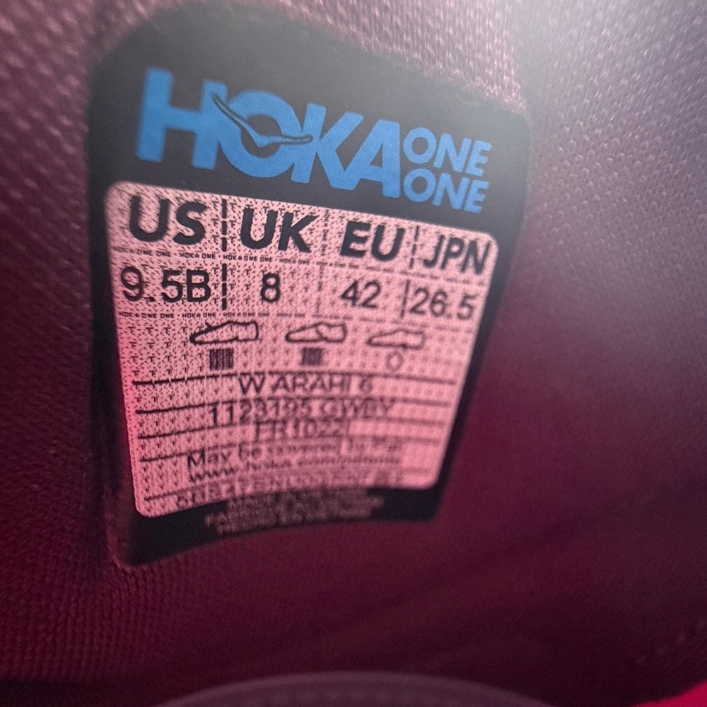 Hoka Arahi 6 Running Shoes Womens 9.5 B Grape Wine Beauty Berry 1123195 GWBY - Picture 10 of 12